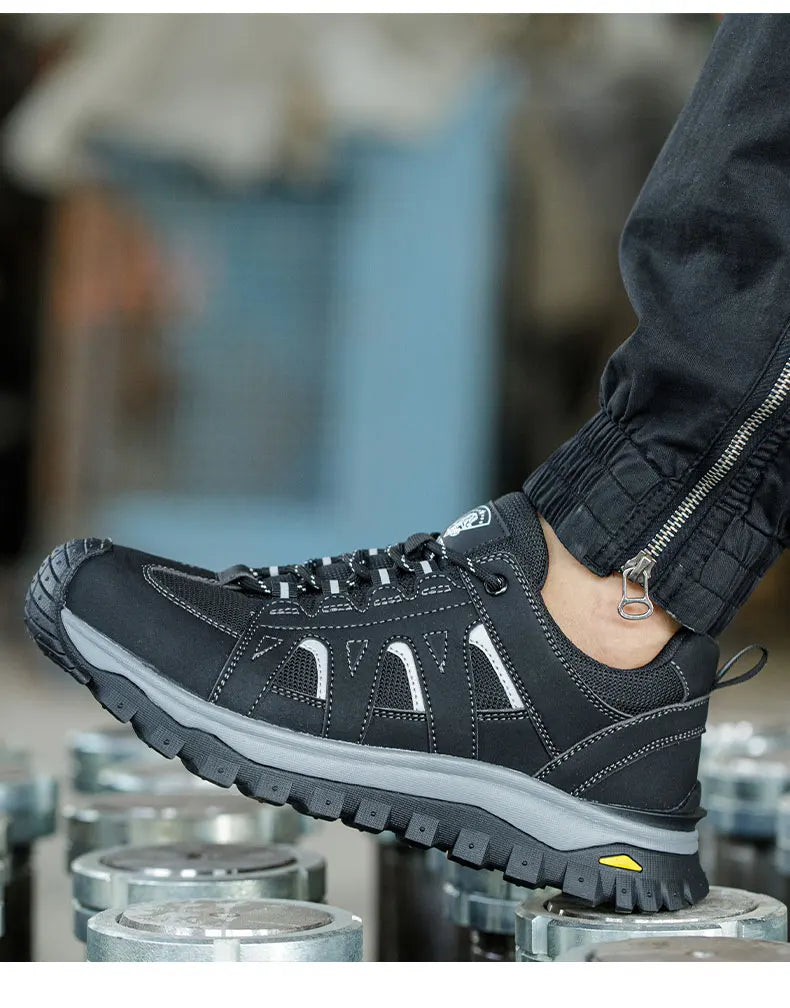 Steel Toe Safety Shoes Men Work Safety Boots Lightweight Breathable Comfortable Sneakers Men Boots Slip-resistant shoes